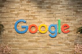 Google Japan signboard and logo